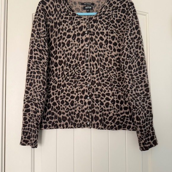 APT.9 Women’s 100% Cashmere Button Down Cardigan Size‎ M - Picture 1 of 7